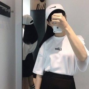 Meet your Posher, Thera